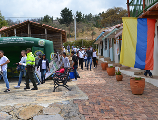 Reconocimiento Policía Nacional de los Colombianos