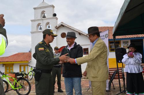 Foto 004 (4)